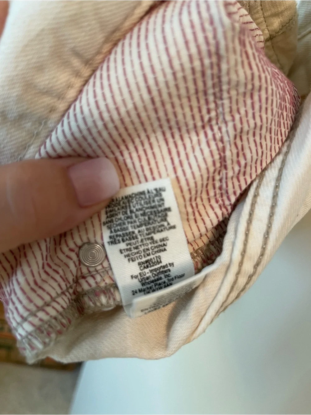 NWT Free People Raw Hem High-Rise Denim Shorts in worn white light beige